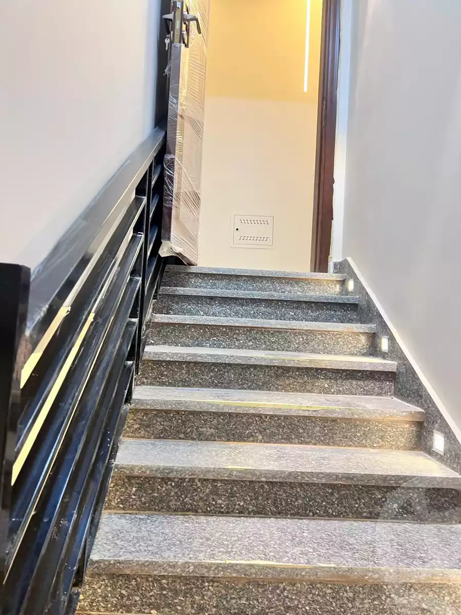 https://aqarmap.com.eg/en/listing/6093344-for-rent-cairo-new-cairo-ganob-el-akadamiya-south-academy-h-el-shaheed-mohamed-zrd-st
