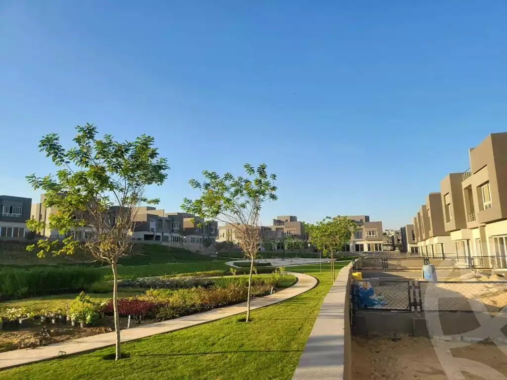 https://aqarmap.com.eg/en/listing/6093654-for-sale-cairo-el-sheikh-zayed-city-compounds-etapa