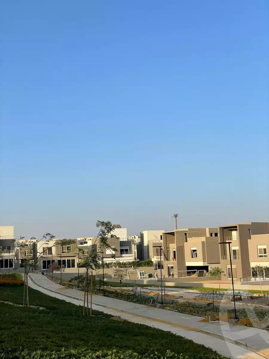https://aqarmap.com.eg/en/listing/6093654-for-sale-cairo-el-sheikh-zayed-city-compounds-etapa