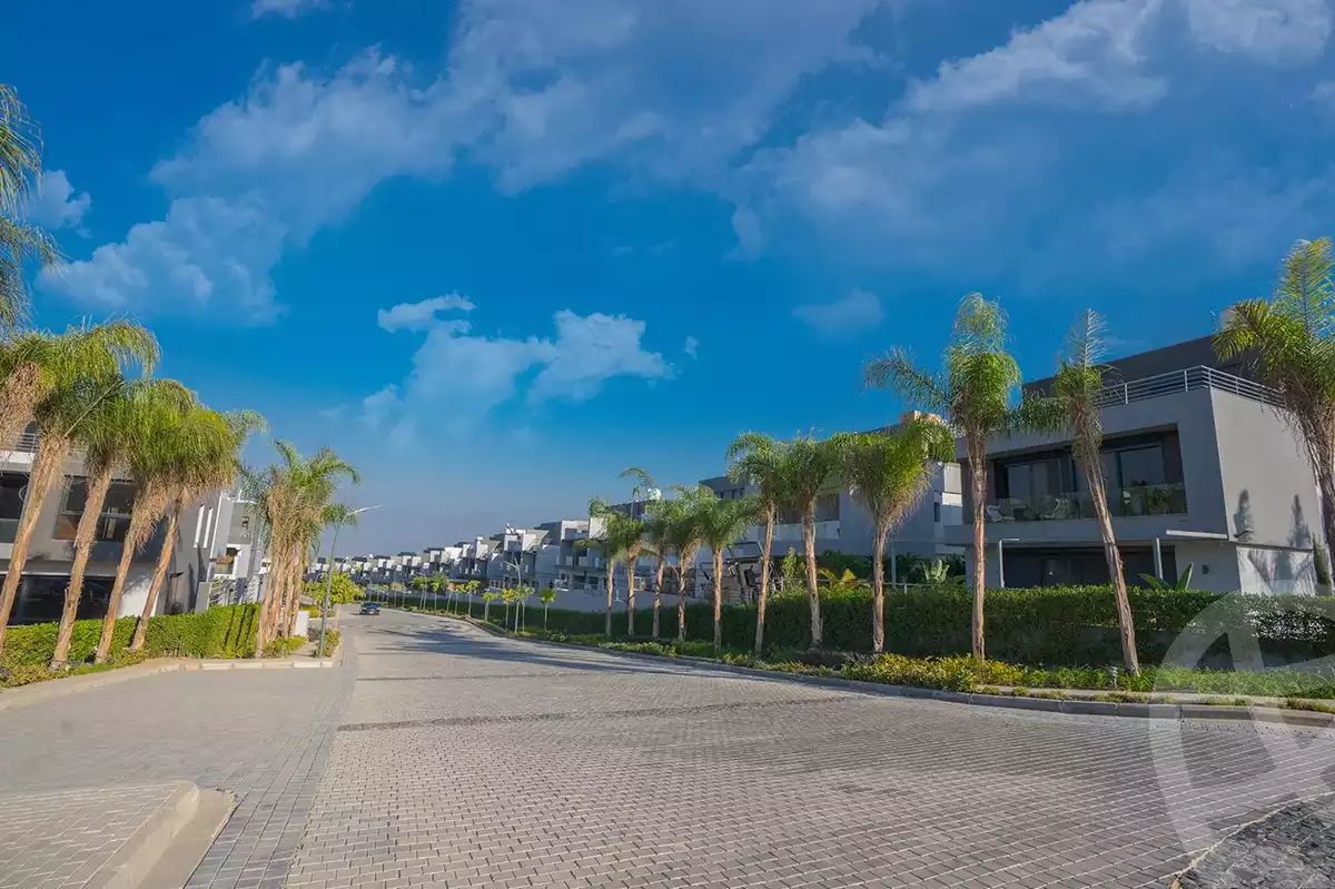 https://aqarmap.com.eg/en/listing/6093677-for-sale-cairo-el-sheikh-zayed-city-compounds-el-patio-zahraa