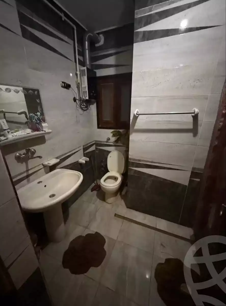 https://aqarmap.com.eg/ar/listing/6094258-for-sale-alexandria-l-jmy-lbytsh-al-nouqrashi-st