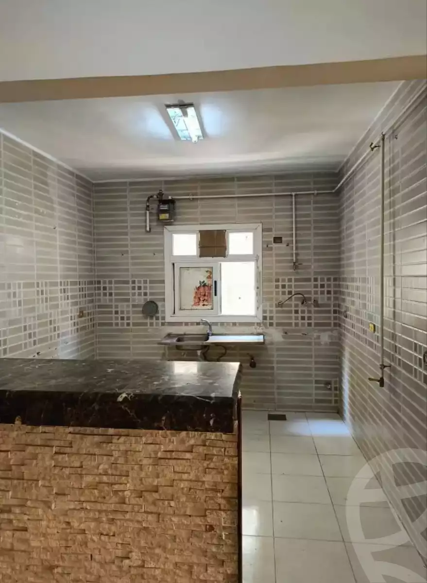 https://aqarmap.com.eg/en/listing/6094641-for-rent-cairo-mokattam-lhdb-l-ly