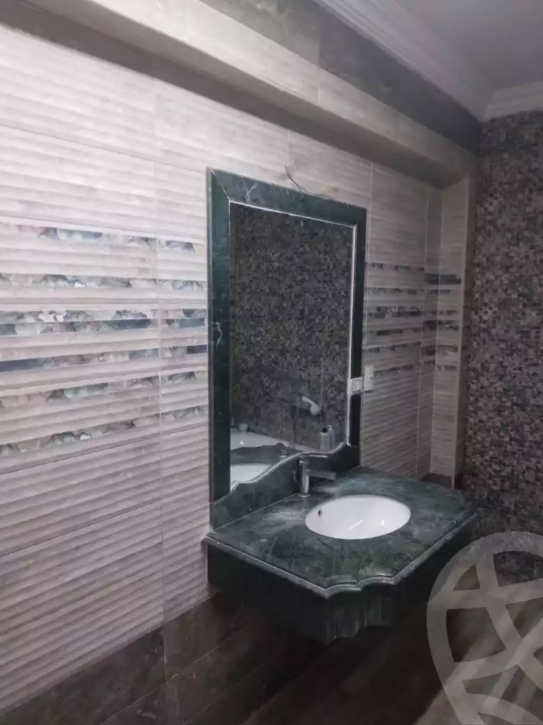 https://aqarmap.com.eg/en/listing/6095572-for-sale-cairo-el-sheikh-zayed-city-compounds-el-rabwa