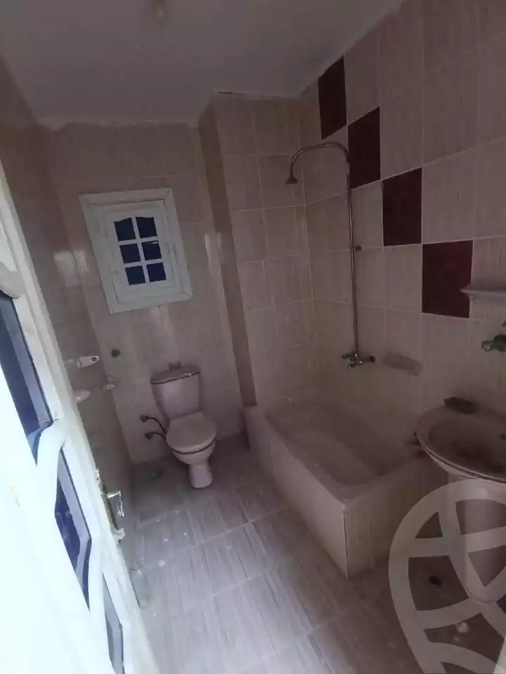https://aqarmap.com.eg/ar/listing/6096276-for-sale-alexandria-l-jmy-el-hanouvel-abd-el-moneam-gaber-st