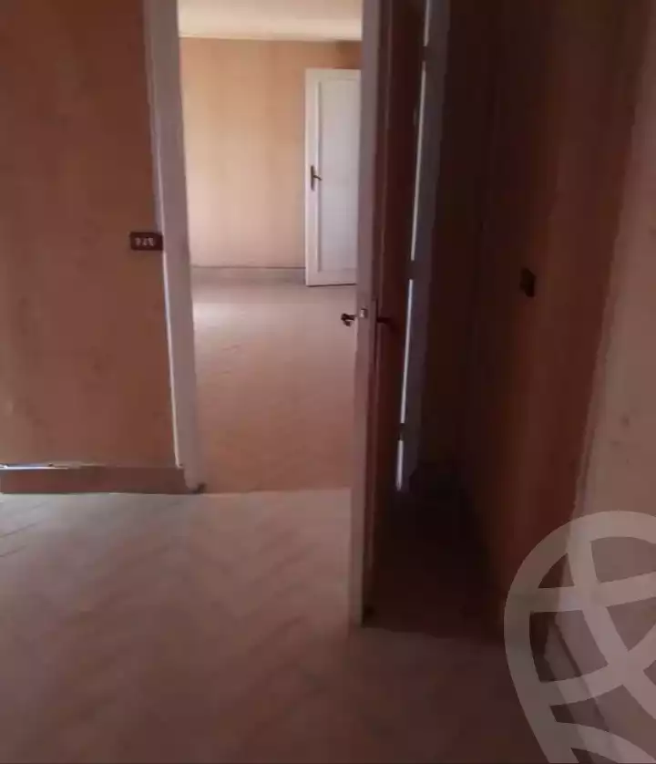 https://aqarmap.com.eg/ar/listing/6099019-for-rent-alexandria-mht-lrml