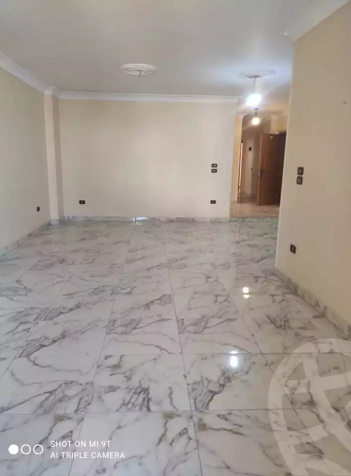 https://aqarmap.com.eg/ar/listing/6100323-for-rent-cairo-mokattam-lhdb-l-ly-shr-krym-bnwn