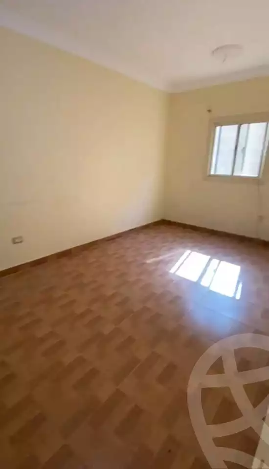 https://aqarmap.com.eg/en/listing/6100844-for-sale-cairo-mokattam-el-hadabah-el-wosta-el-mantaqa-el-khamsa