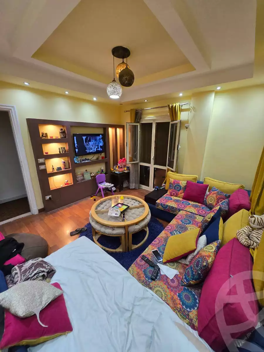 https://aqarmap.com.eg/en/listing/6101581-for-sale-cairo-mokattam-lhdb-l-ly-shr-krym-bnwn