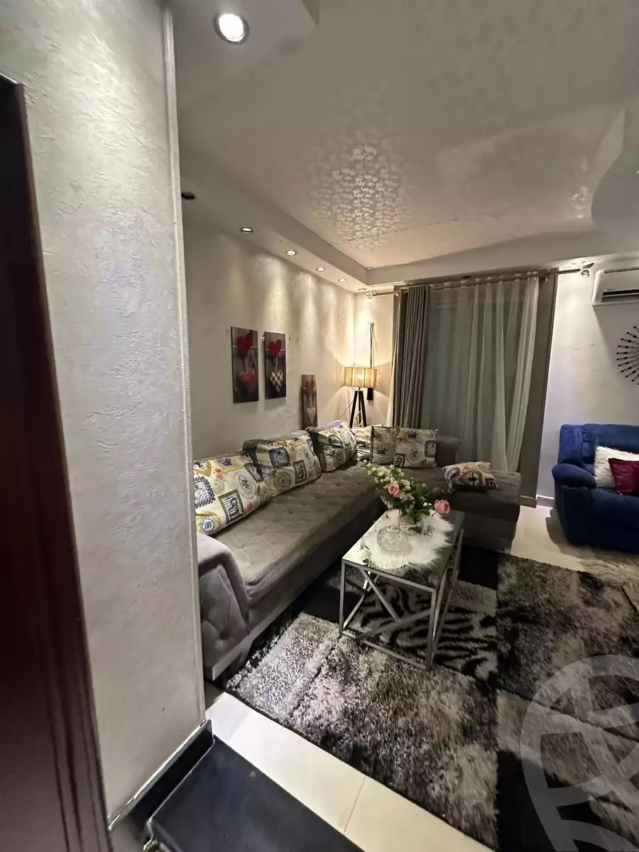 https://aqarmap.com.eg/ar/listing/6102142-for-sale-cairo-mokattam-el-hadabah-el-wosta-el-mantaqa-el-khamsa