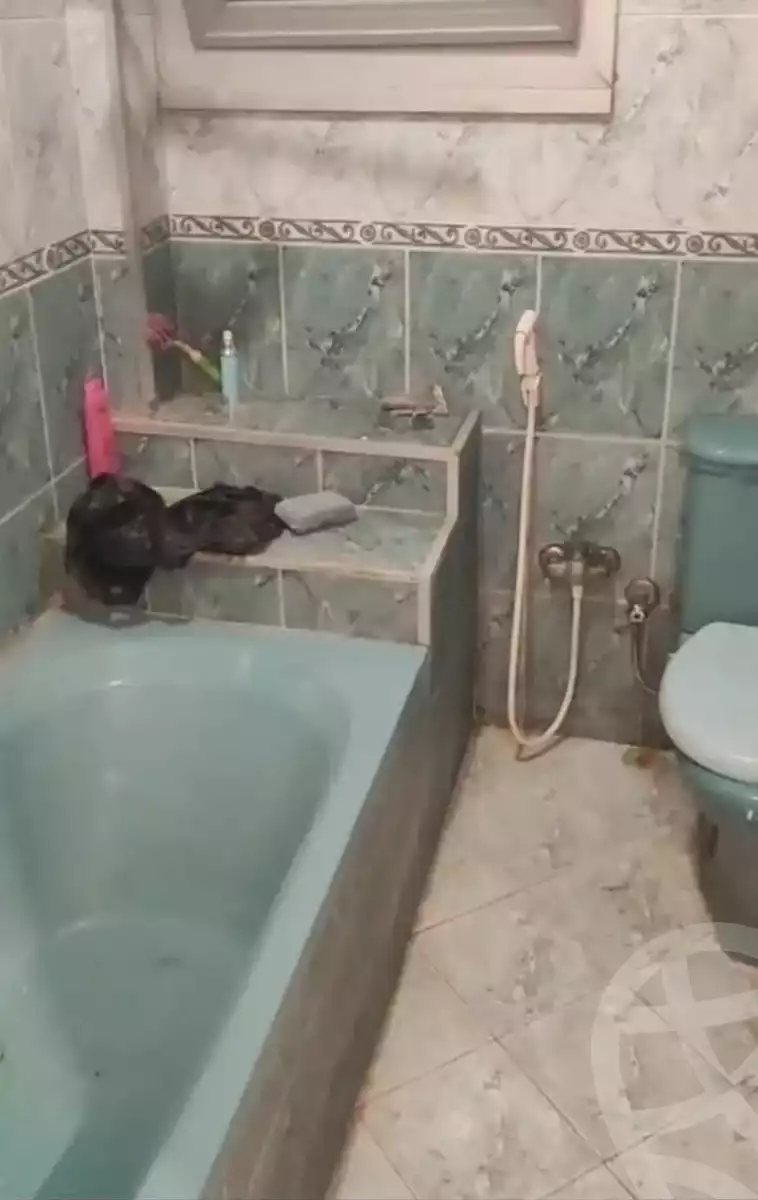 https://aqarmap.com.eg/ar/listing/6102254-for-sale-cairo-ain-shams-ain-shams-el-sharkia-el-zahraa-st