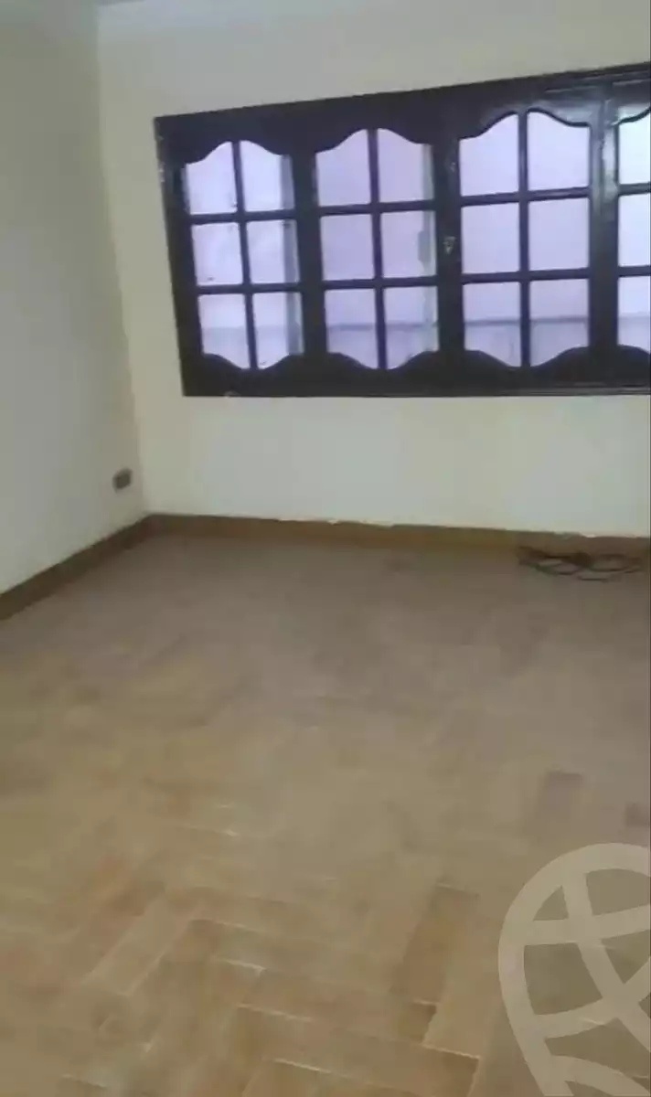 https://aqarmap.com.eg/ar/listing/6102254-for-sale-cairo-ain-shams-ain-shams-el-sharkia-el-zahraa-st