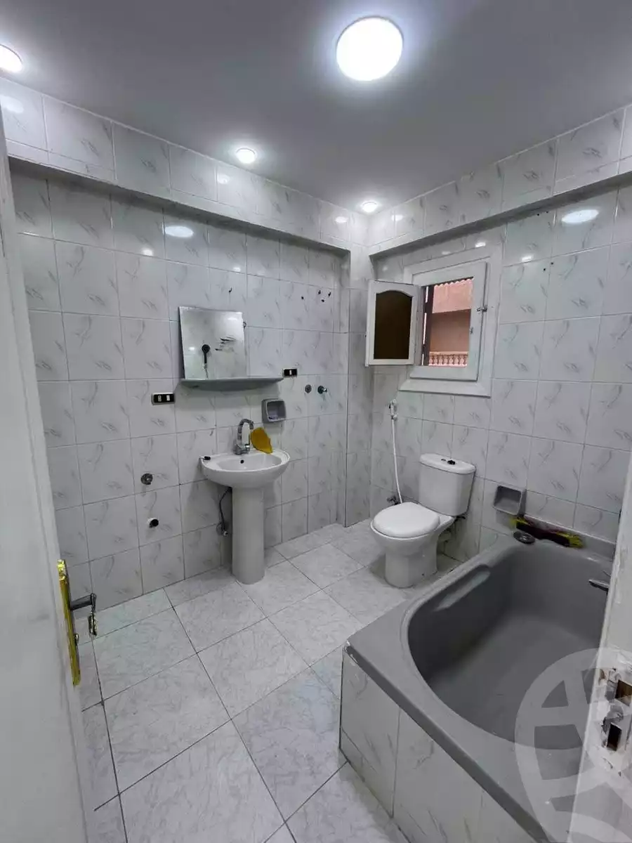 https://aqarmap.com.eg/en/listing/6102737-for-sale-alexandria-l-jmy-lbytsh-shahr-al-assal-st