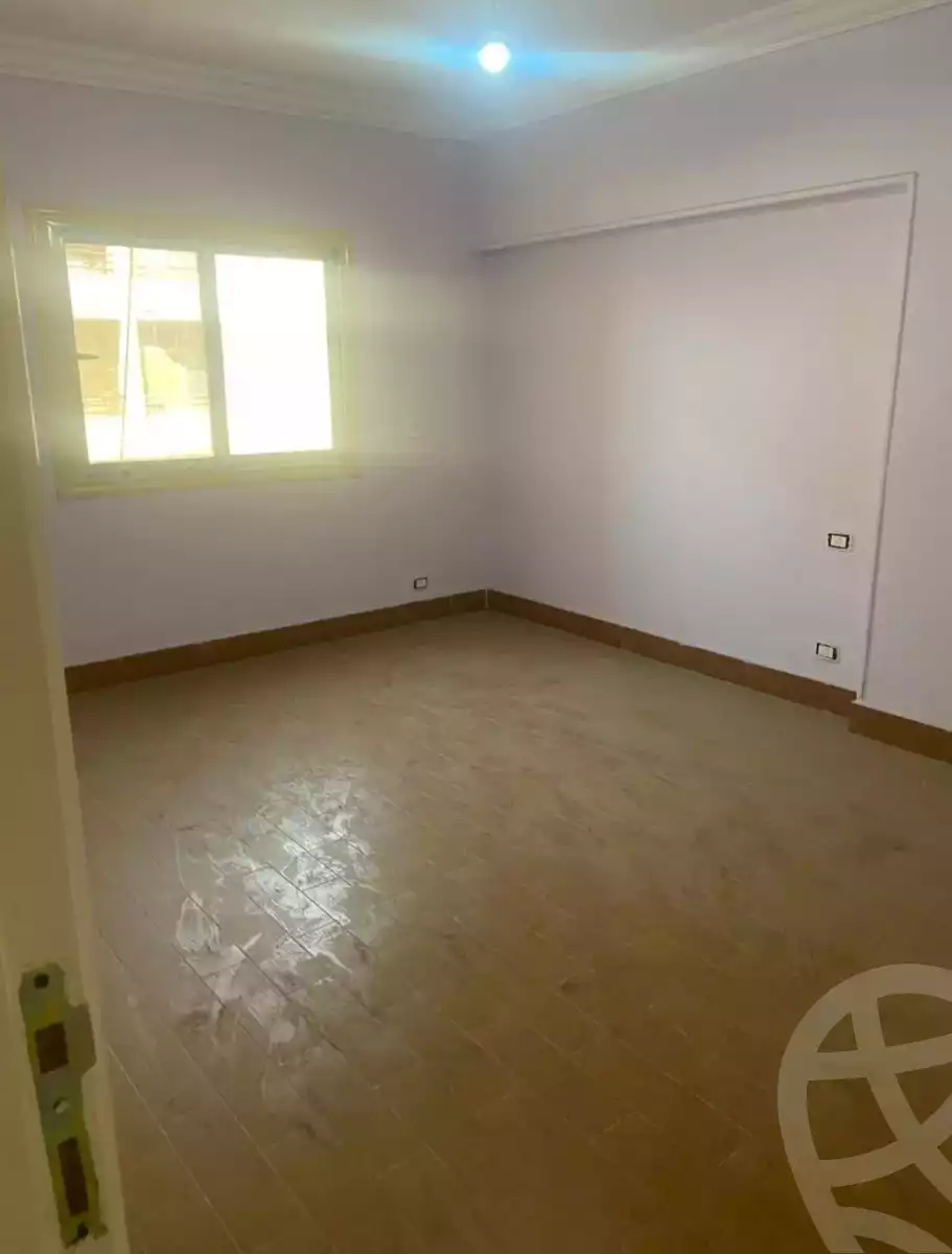 https://aqarmap.com.eg/en/listing/6103056-for-sale-cairo-mokattam-lhdb-l-ly-el-naforah-square
