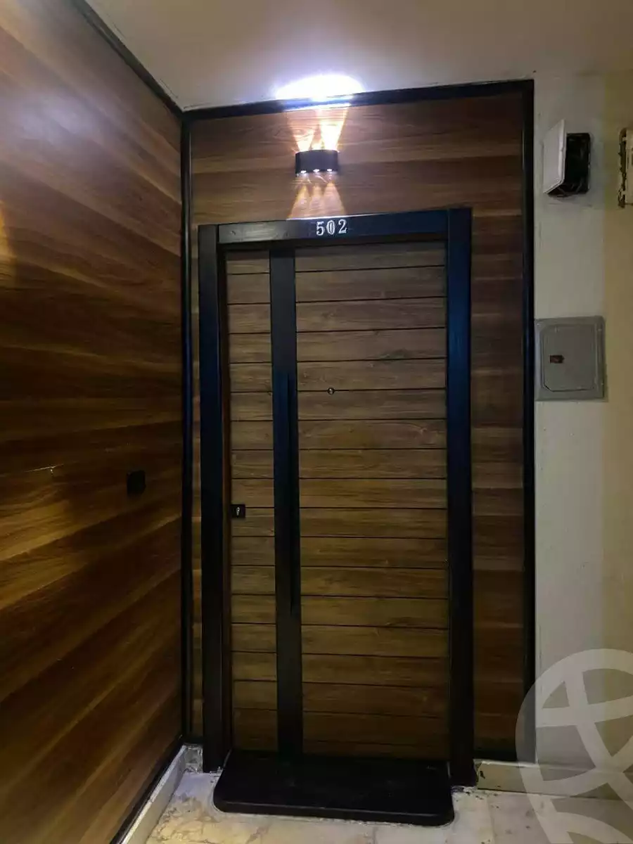 https://aqarmap.com.eg/en/listing/6103689-for-sale-cairo-helwan-helwan-el-sharkeya-borhan-st