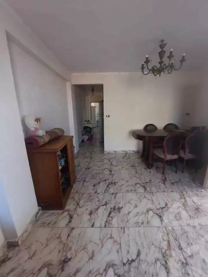 https://aqarmap.com.eg/ar/listing/6103710-for-sale-alexandria-l-jmy-lbytsh-ain-shams-st