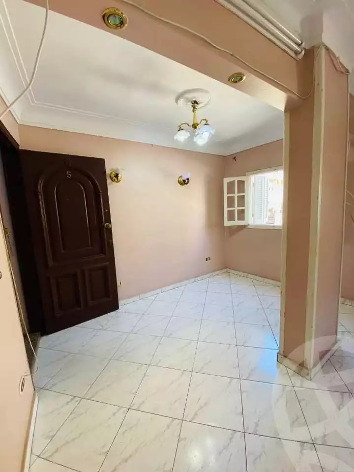 https://aqarmap.com.eg/en/listing/6103873-for-sale-alexandria-el-asafra-shr-mlk-hfny