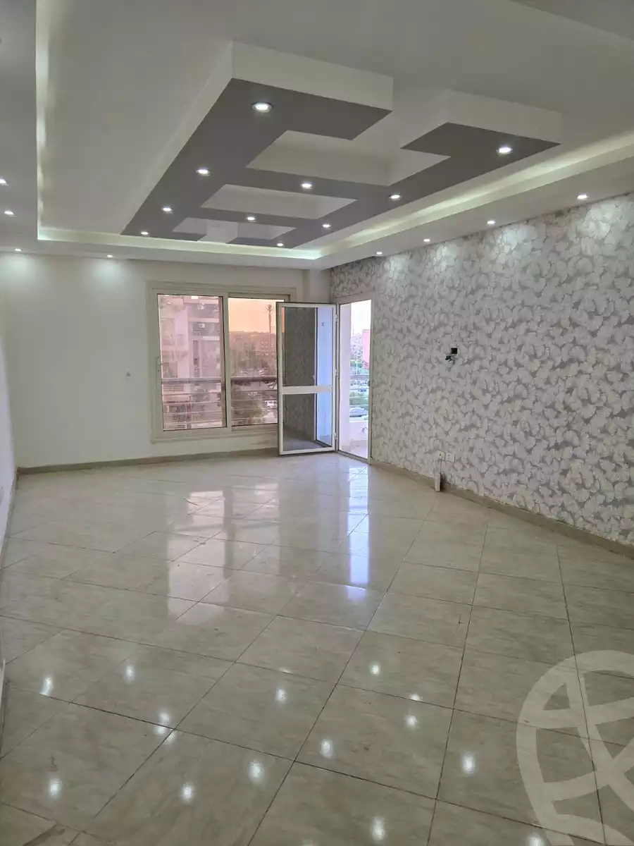 https://aqarmap.com.eg/en/listing/6104558-for-sale-cairo-el-sheikh-zayed-city-compounds-dr-msr