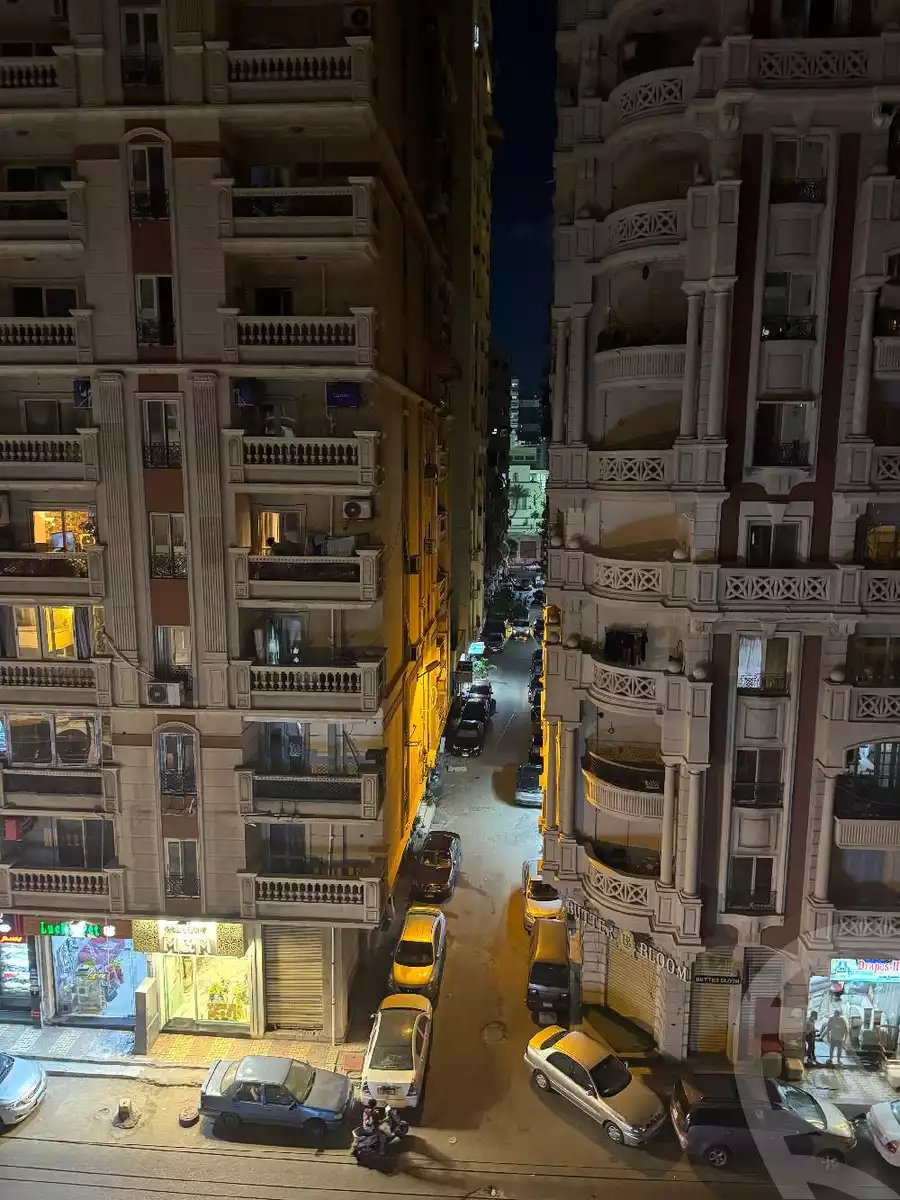 https://aqarmap.com.eg/en/listing/6105294-for-sale-alexandria-bolekly-abou-quer-st