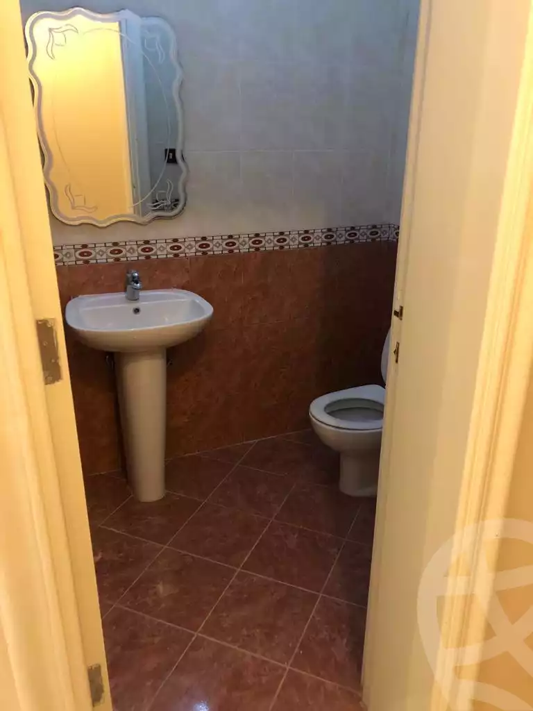 https://aqarmap.com.eg/ar/listing/6105582-for-rent-cairo-new-cairo-el-ahyaa-fifth-neighborhood-street-28