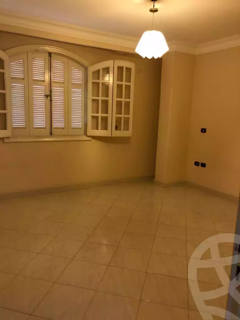 https://aqarmap.com.eg/ar/listing/6105582-for-rent-cairo-new-cairo-el-ahyaa-fifth-neighborhood-street-28
