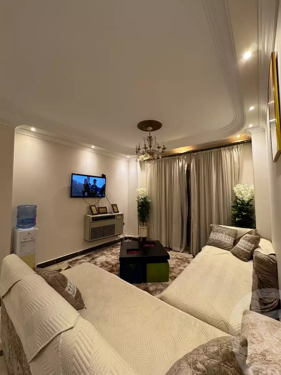 https://aqarmap.com.eg/ar/listing/6106009-for-rent-cairo-new-cairo-compounds-el-ashrafia