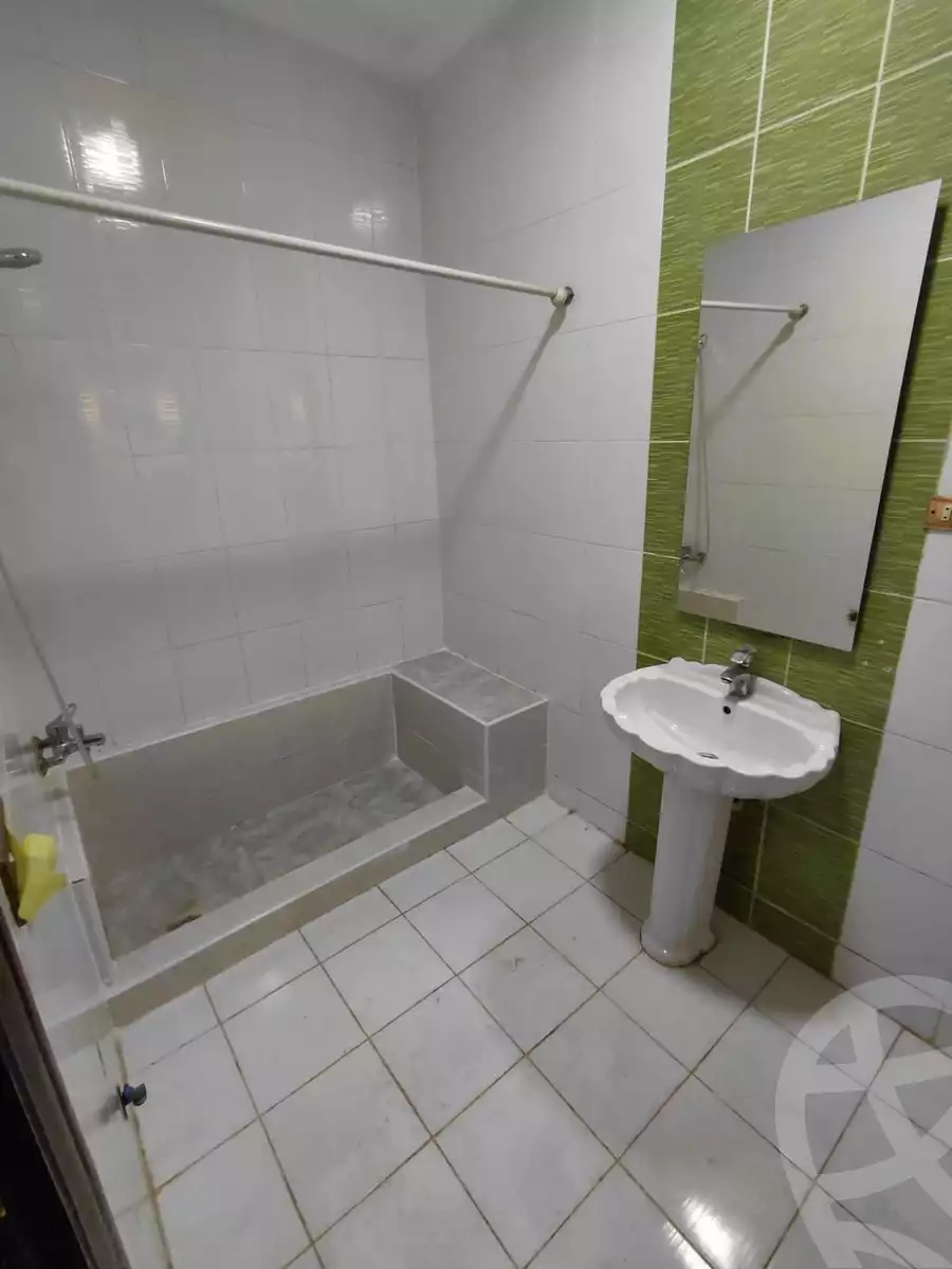 https://aqarmap.com.eg/en/listing/6106042-for-rent-cairo-new-cairo-el-narges-el-narges-1-el-farik-aziz-el-masry-st