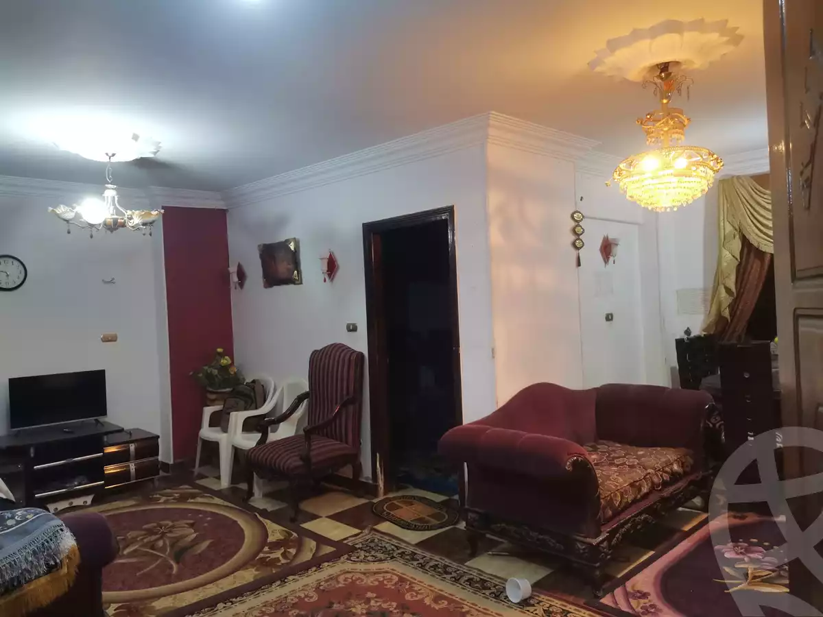 https://aqarmap.com.eg/en/listing/6106435-for-sale-cairo-el-zaytun-hlmy-lzytwn-qassem-basha-st
