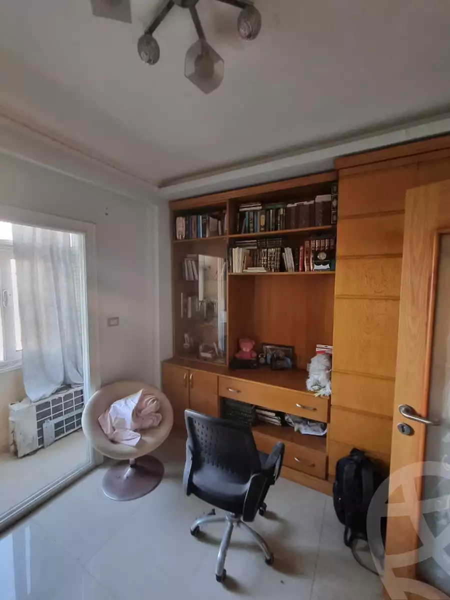 https://aqarmap.com.eg/en/listing/6106468-for-rent-alexandria-el-chatby
