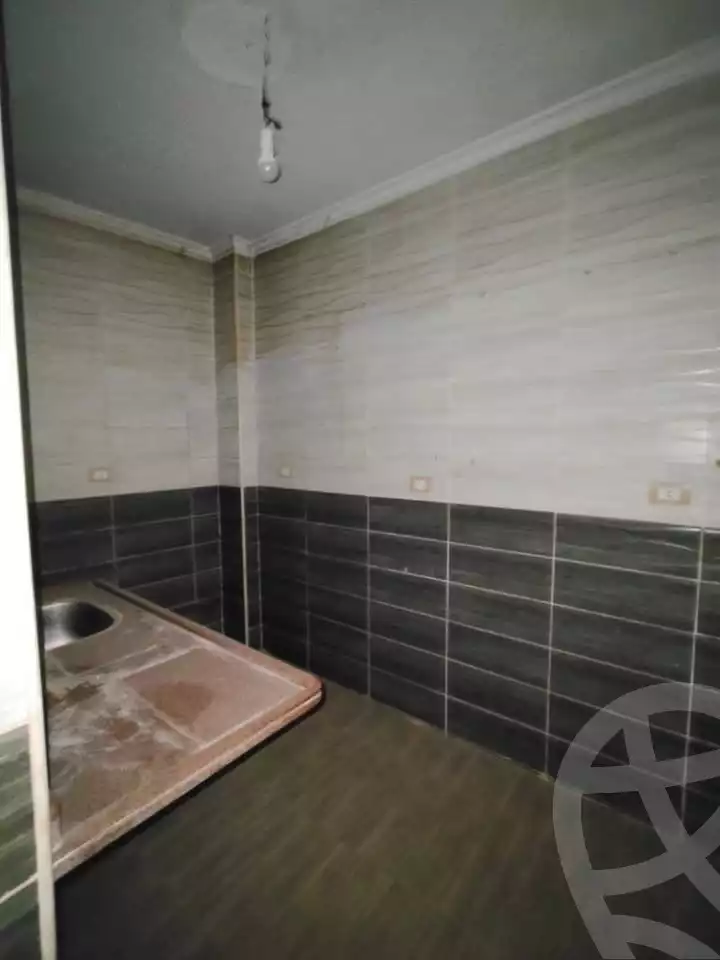 https://aqarmap.com.eg/en/listing/6107809-for-sale-qalyubia-shubra-el-khaima-om-bayoumi