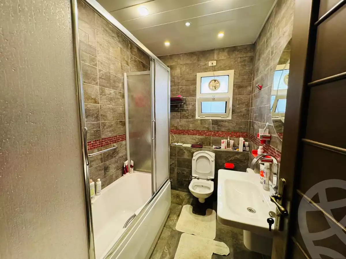https://aqarmap.com.eg/ar/listing/6108395-for-sale-cairo-new-cairo-madinaty-lmntq-lthnyh-fylt-madinaty-road