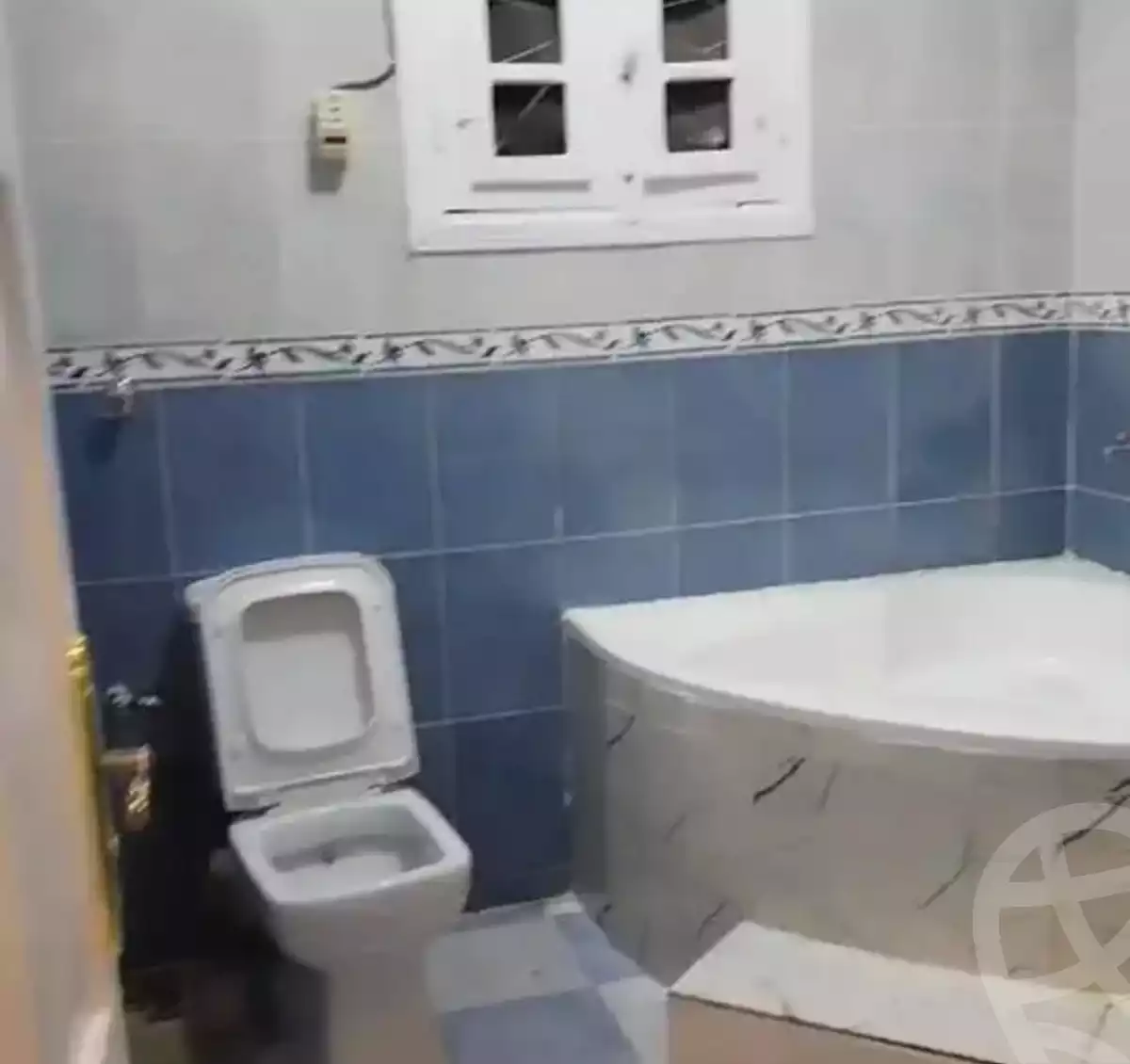 https://aqarmap.com.eg/en/listing/6109027-for-sale-alexandria-l-jmy-el-hanouvel-el-warsha-st