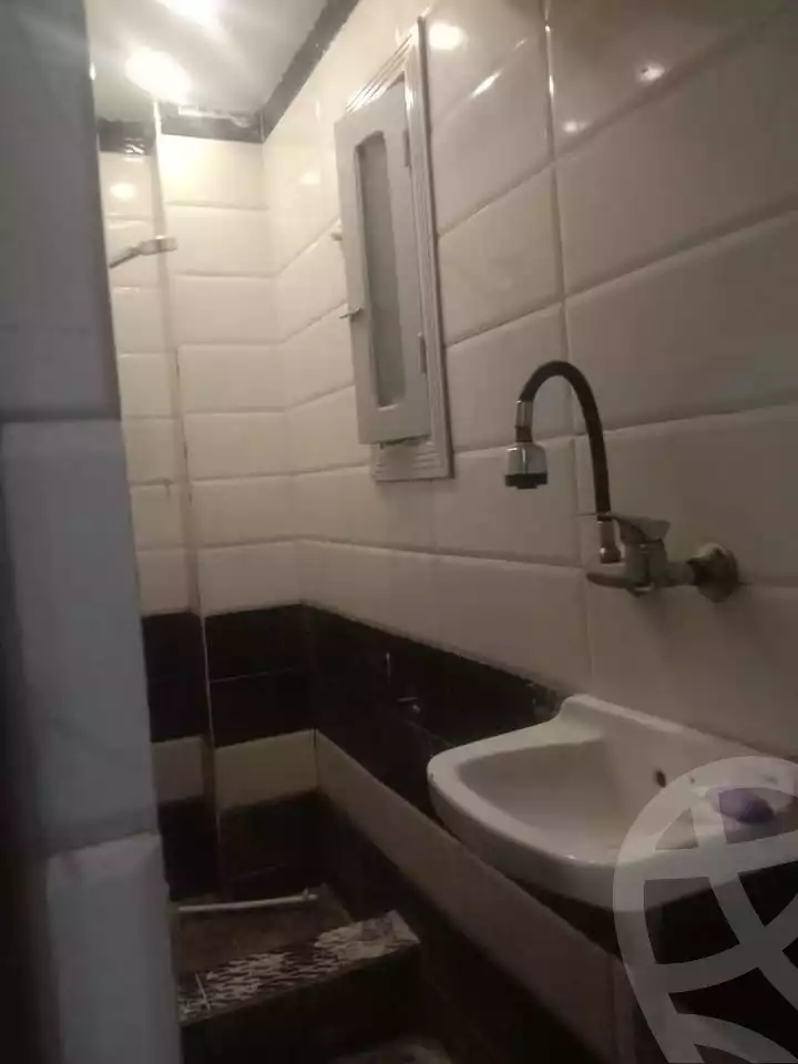 https://aqarmap.com.eg/ar/listing/6109843-for-sale-alexandria-camp-cesar-abou-quer-st