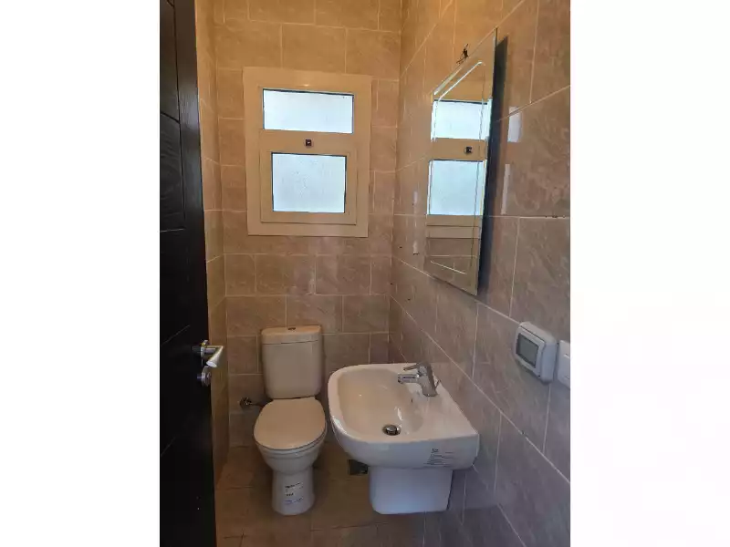 https://aqarmap.com.eg/en/listing/6110378-for-rent-cairo-el-sheikh-zayed-city-compounds-dh-drys