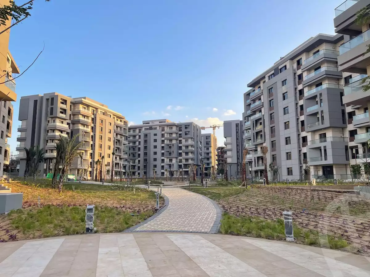 https://aqarmap.com.eg/en/listing/6111106-for-sale-cairo-new-administrative-capital-mntq-lmstthmryn-blw-fyrt