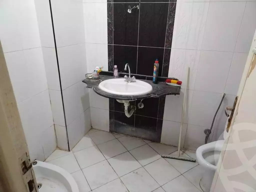 https://aqarmap.com.eg/en/listing/6111892-for-sale-cairo-el-haram-shareaa-el-haram