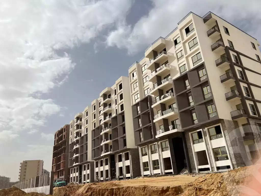 https://aqarmap.com.eg/en/listing/6112252-for-sale-cairo-new-administrative-capital-r7-green-avenue