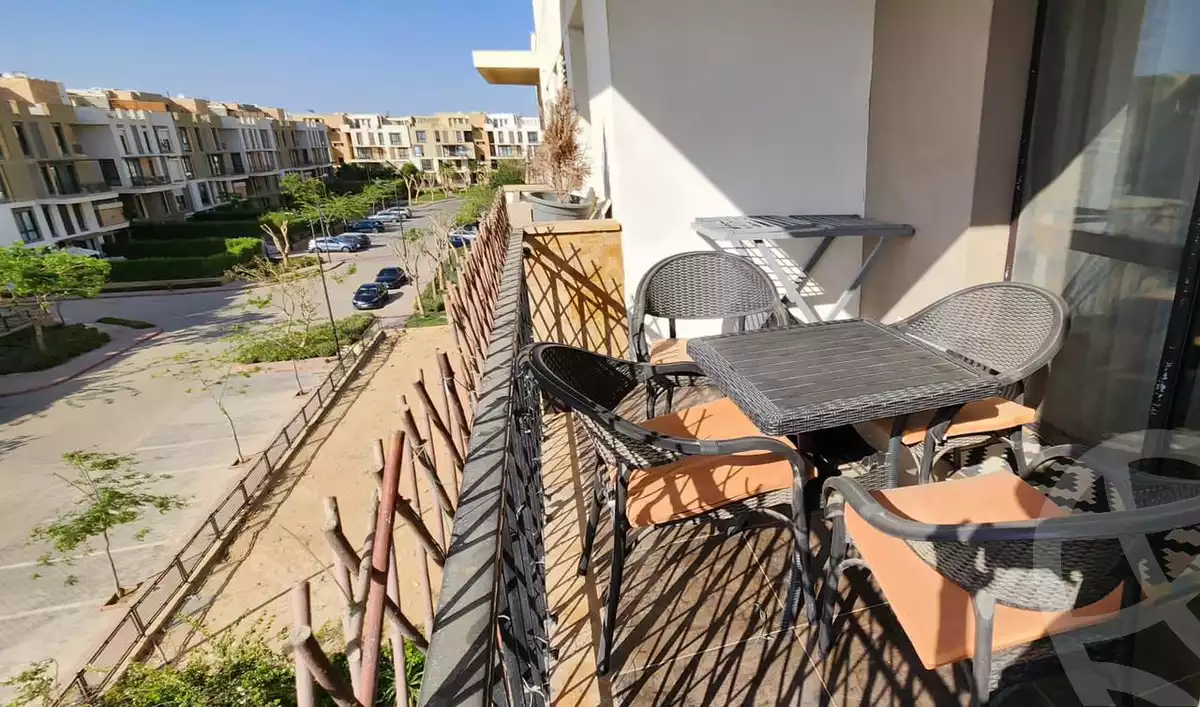 https://aqarmap.com.eg/en/listing/6113152-for-rent-cairo-el-sheikh-zayed-city-compounds-kmbwnd-wyst-twn-swdyk