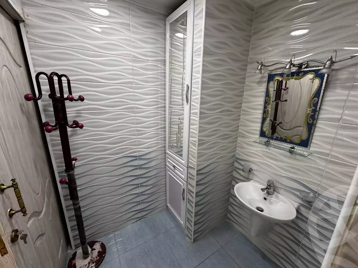 https://aqarmap.com.eg/en/listing/6114110-for-rent-cairo-manial-abd-el-aziz-al-saud-st