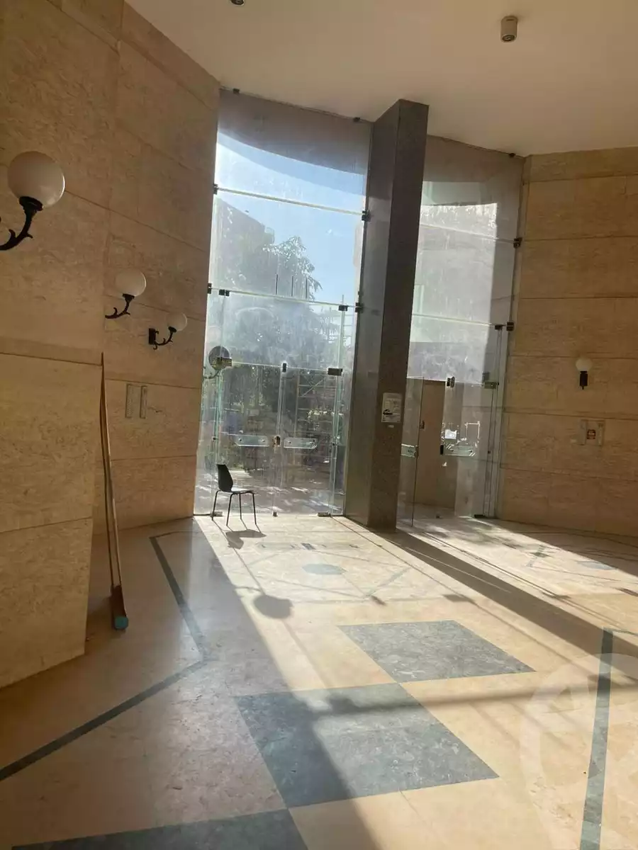 https://aqarmap.com.eg/en/listing/6114807-for-sale-cairo-6th-of-october-compounds-city-stars-mall