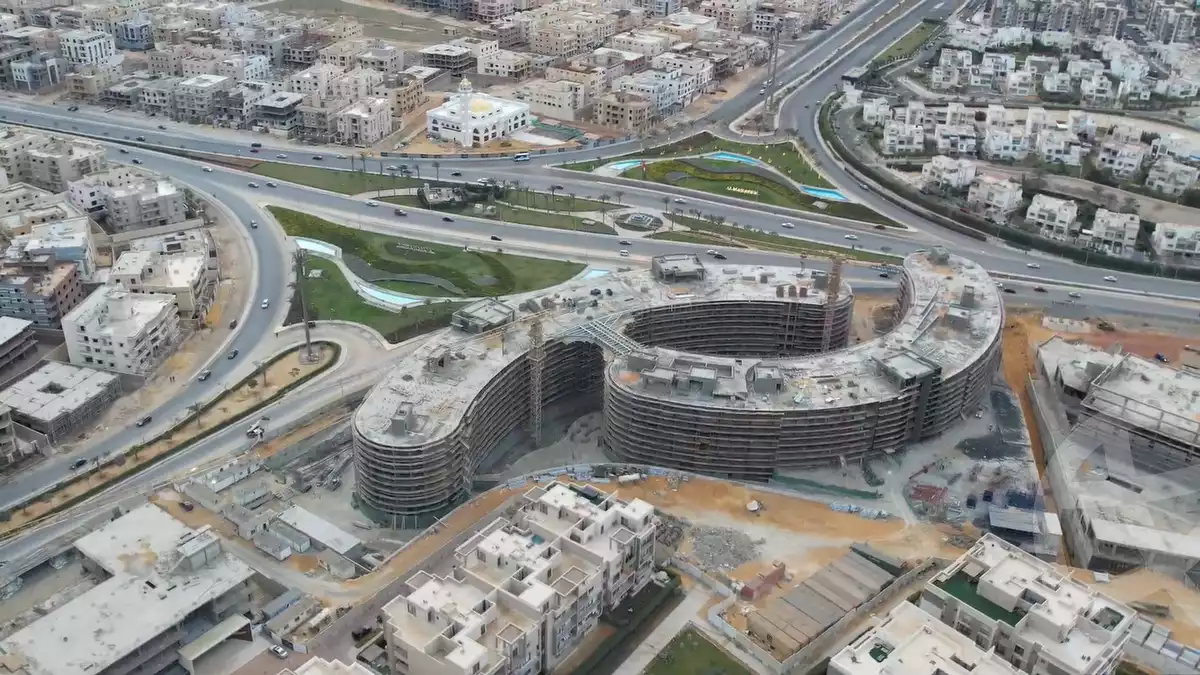 https://aqarmap.com.eg/en/listing/6115759-for-sale-cairo-new-cairo-compounds-fifth-square