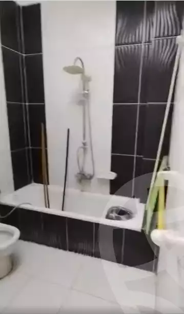 https://aqarmap.com.eg/ar/listing/6116003-for-sale-qalyubia-shubra-el-khaima-el-shareaa-el-gadid-st