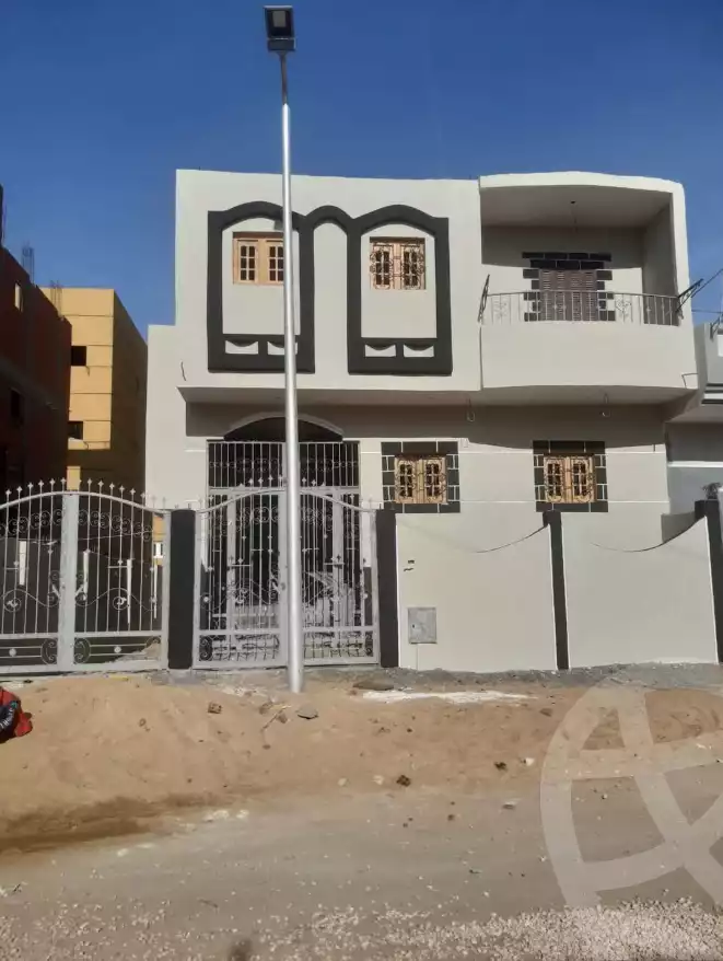 https://aqarmap.com.eg/en/listing/6117005-for-sale-sharqia-10th-of-ramadan-al-hay-al-thamen-wa-eshroon