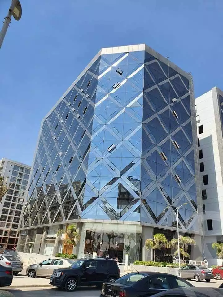 https://aqarmap.com.eg/ar/listing/6117671-for-sale-cairo-el-maadi-compounds-kmbwnd-wn-qtmyh-m-mr-lmrshdy