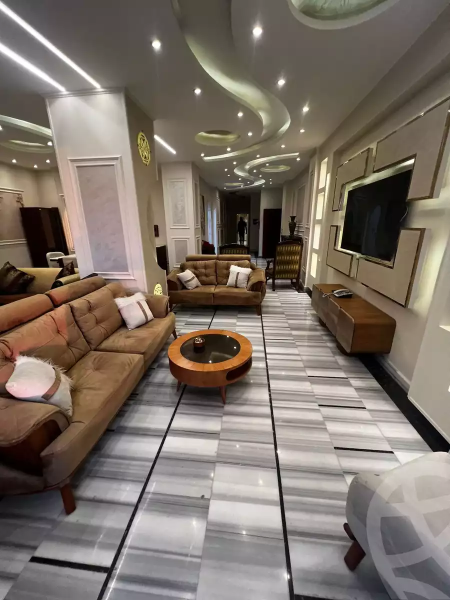 https://aqarmap.com.eg/en/listing/6118883-for-sale-alexandria-sporting-el-geish-road