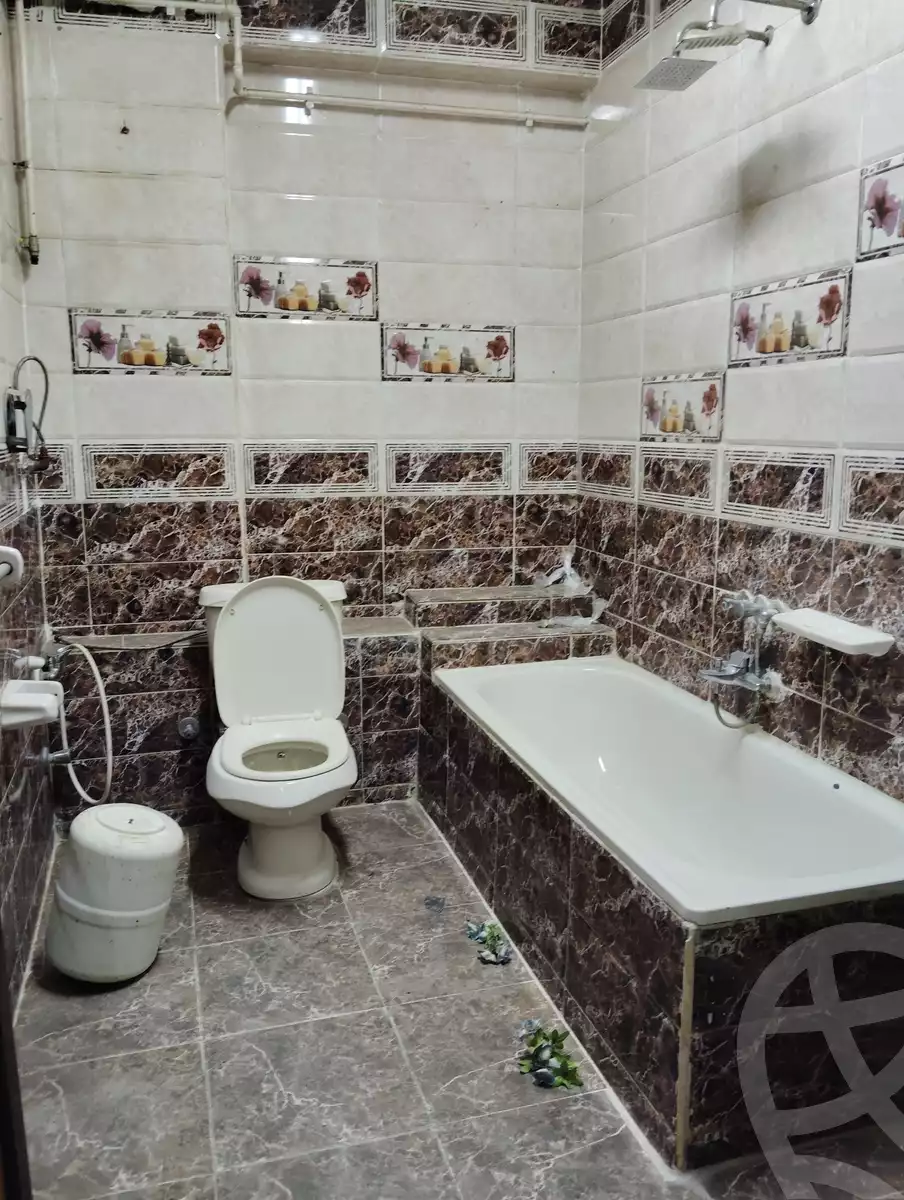 https://aqarmap.com.eg/en/listing/6120822-for-sale-qalyubia-shubra-el-khaima