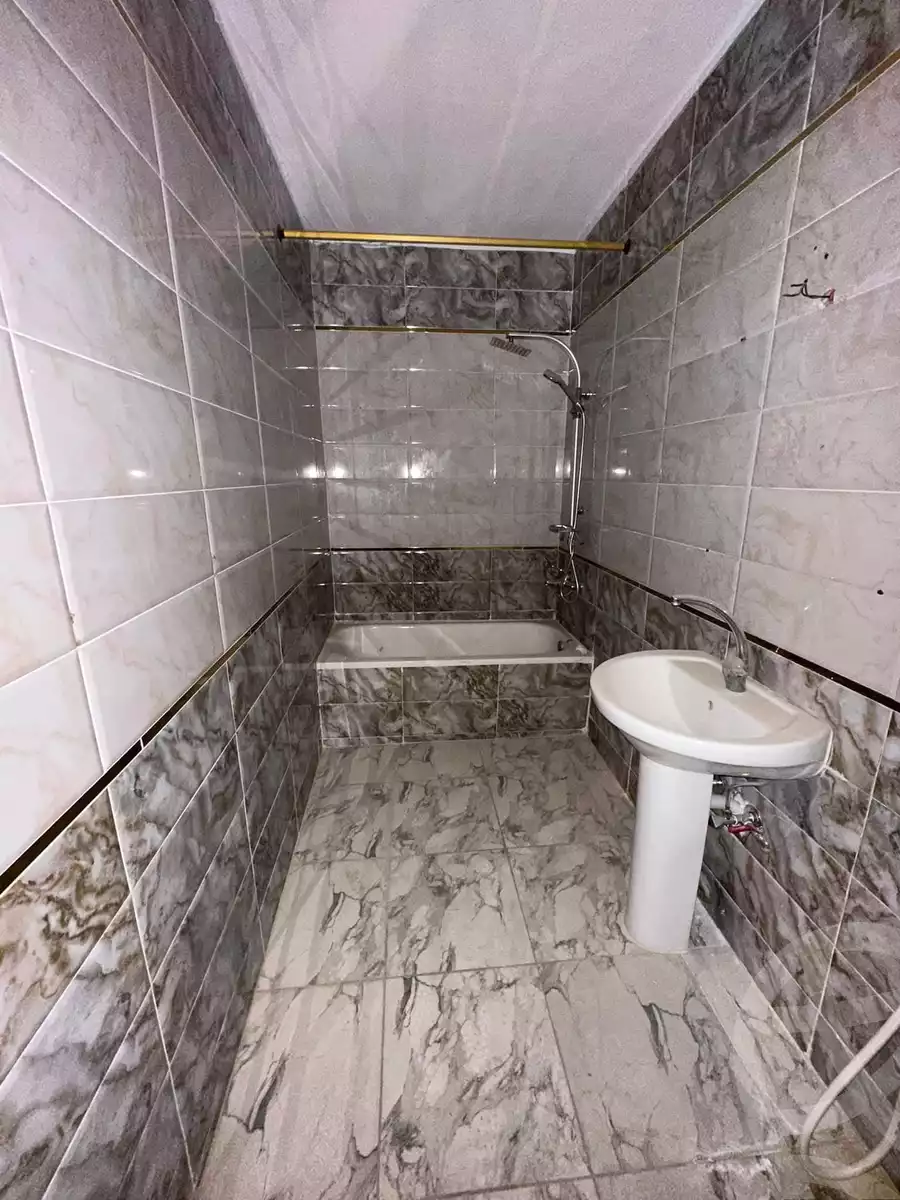 https://aqarmap.com.eg/en/listing/6121278-for-sale-cairo-helwan-helwan-el-sharkeya-khesro-basha-st