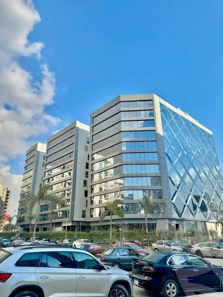 https://aqarmap.com.eg/en/listing/6121506-for-sale-cairo-el-maadi-compounds-kmbwnd-wn-qtmyh-m-mr-lmrshdy