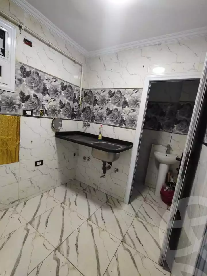 https://aqarmap.com.eg/en/listing/6121960-for-sale-qalyubia-shubra-el-khaima-om-bayoumi