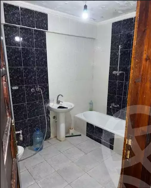 https://aqarmap.com.eg/ar/listing/6122714-for-sale-alexandria-miami-el-gaish-rd-st