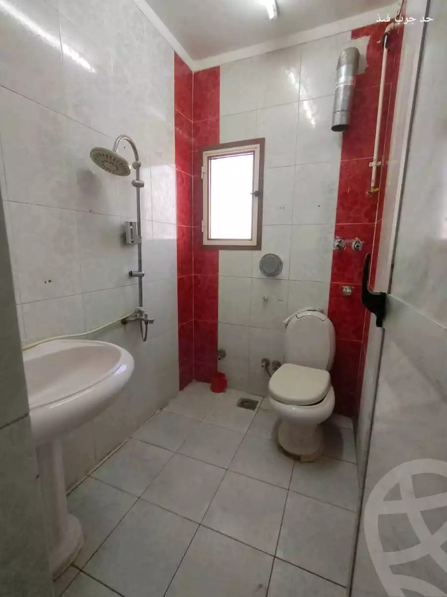 https://aqarmap.com.eg/en/listing/6122755-for-sale-qalyubia-shubra-el-khaima-om-bayoumi